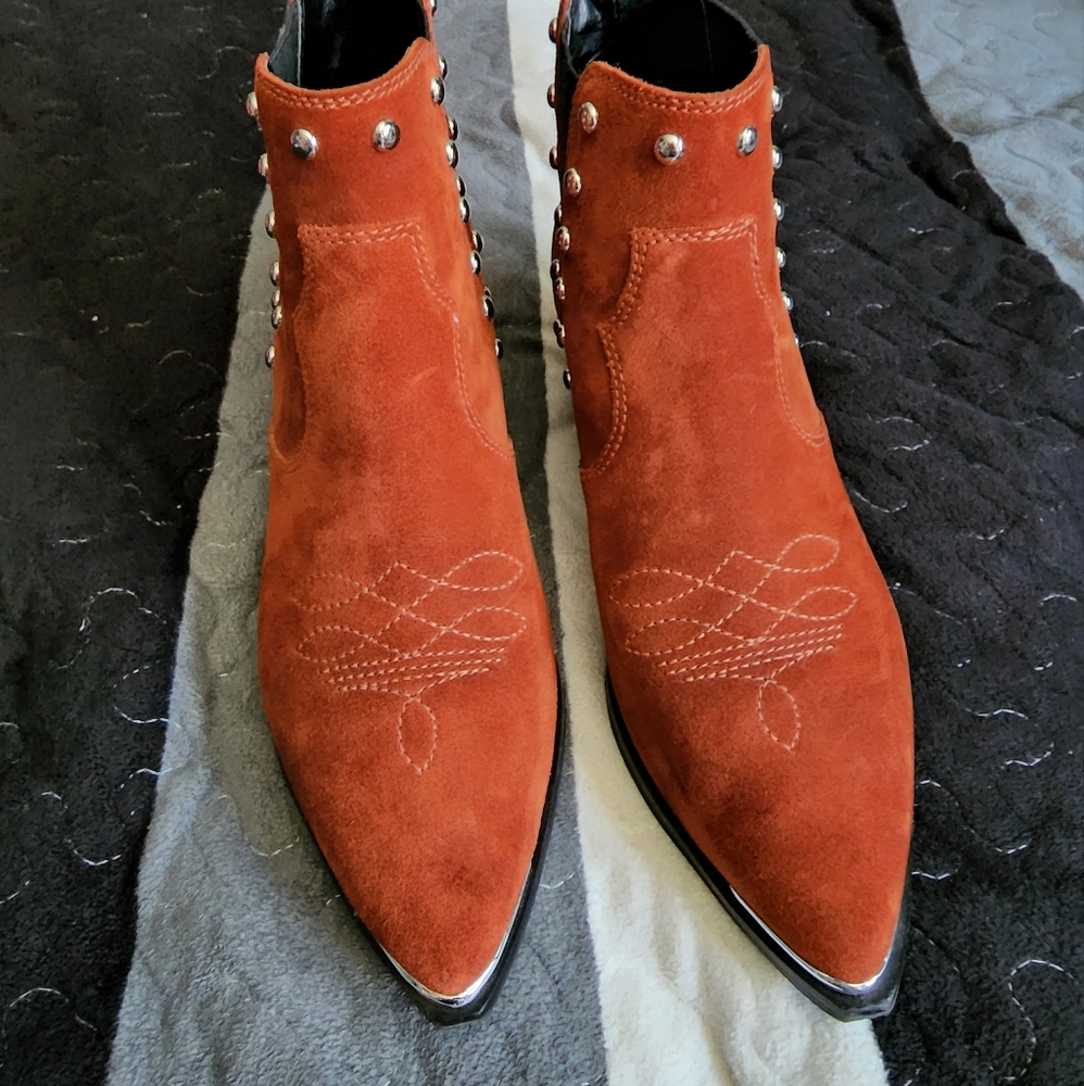 Mid boots